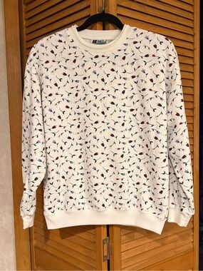 Vintage Bolo Spirit White Floral Crewneck Sweatshirt Size Small Grandmacore cozy
